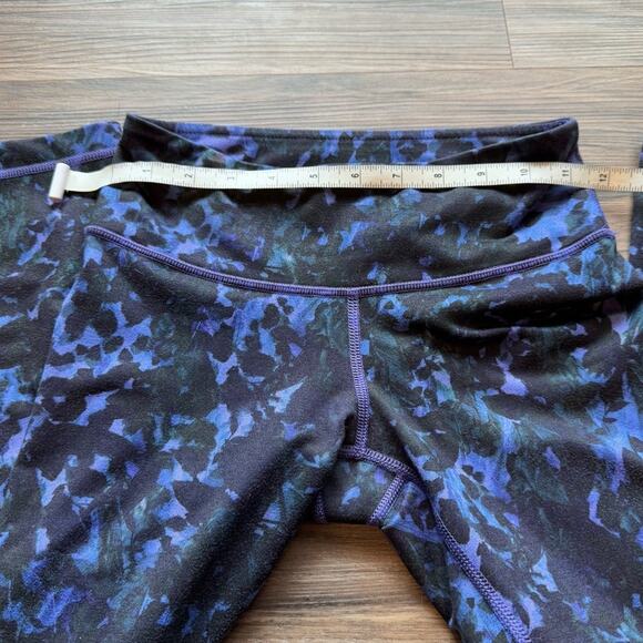 Lululemon Women’s Wunder Under Crop II purple Iris Floral Print legging size 2 - Picture 4 of 6
